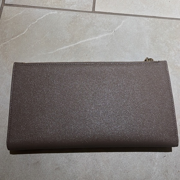 Authentic YSL Uptown large flap wallet in grain de poudre embossed leather WOC - Picture 10 of 14